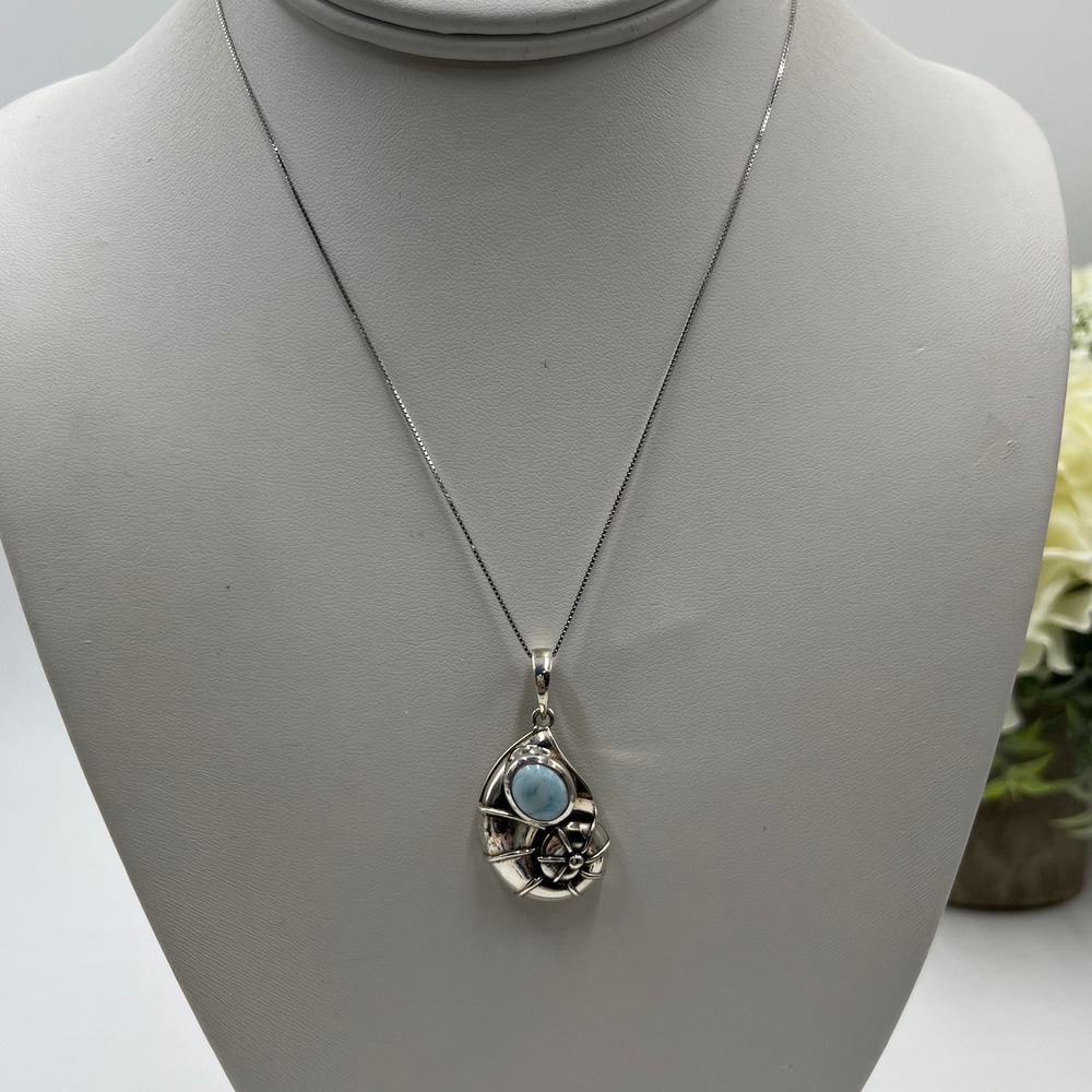 925 Sterling Silver Larimar
Nautilus Shell Pendant Necklace
19" Italy Chain